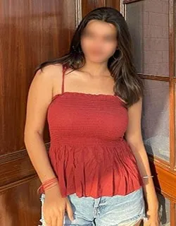 Discover Luxury with Elite Escort Services in Solan ❤️✨